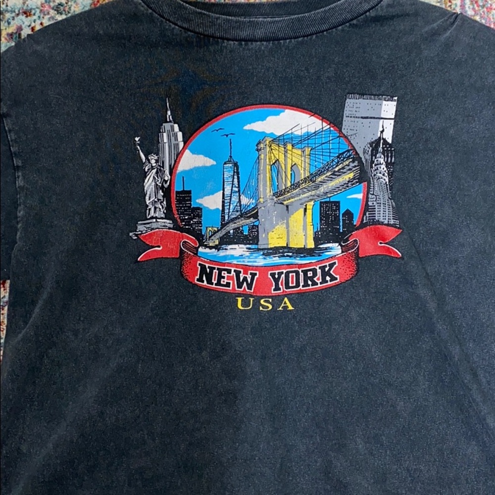 Brandy Melville t-shirt